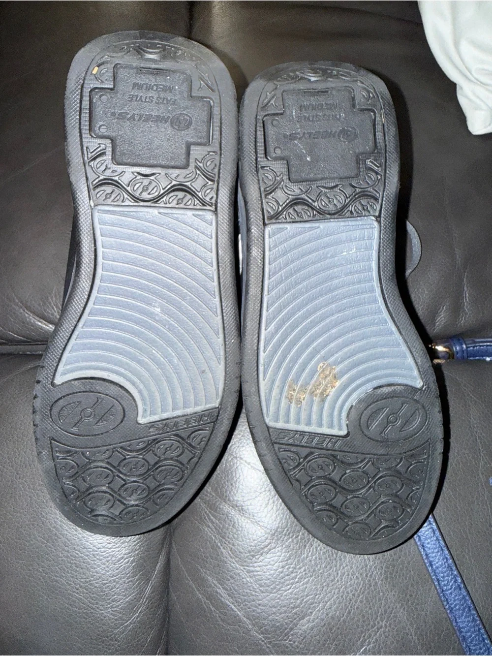 Star Wars Kids Black Sneakers with Gray Laces size Yth 4